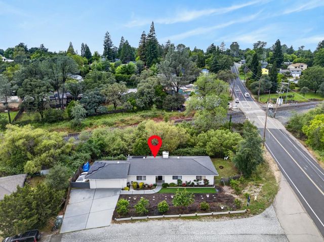120 Skipper Cv, Auburn, CA 95603