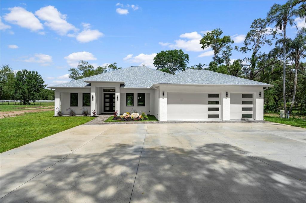 10928 OSCEOLA DRIVE, New Port Richey, FL 34654