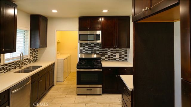 1624 E Cedar, Anaheim, CA 92805