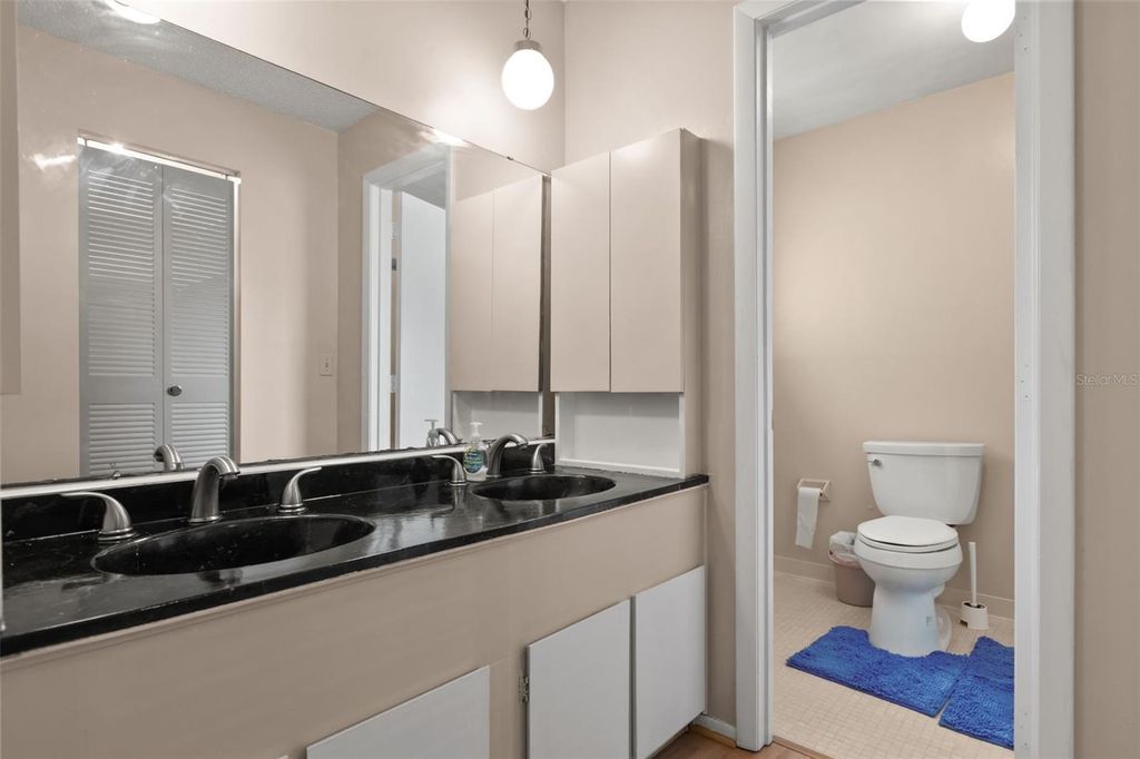Image 12 of property listing at 10409 HIDDEN LANE, Orlando, FL 32821