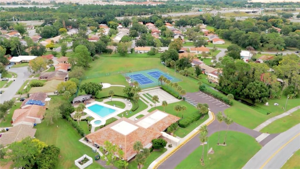 Image 23 of property listing at 10409 HIDDEN LANE, Orlando, FL 32821