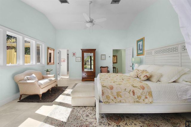 6111 SE Winged Foot Drive, Stuart, FL 34997