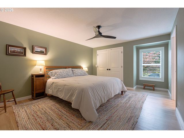 20505 Nw ROCK CREEK Blvd Nw, Portland, OR 97229