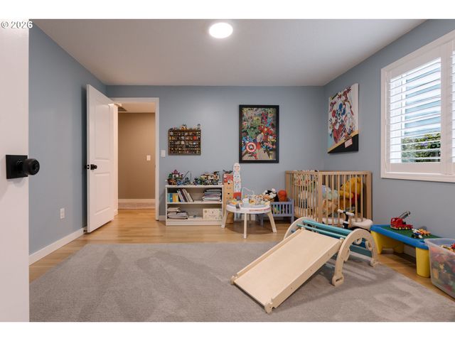 20505 Nw ROCK CREEK Blvd Nw, Portland, OR 97229