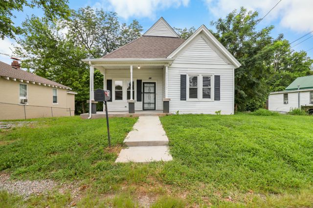 114 Emory St, Clarksville, TN 37040