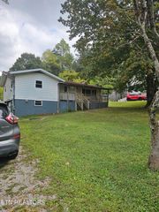 406 Overhill Rd, Knoxville, TN 37914