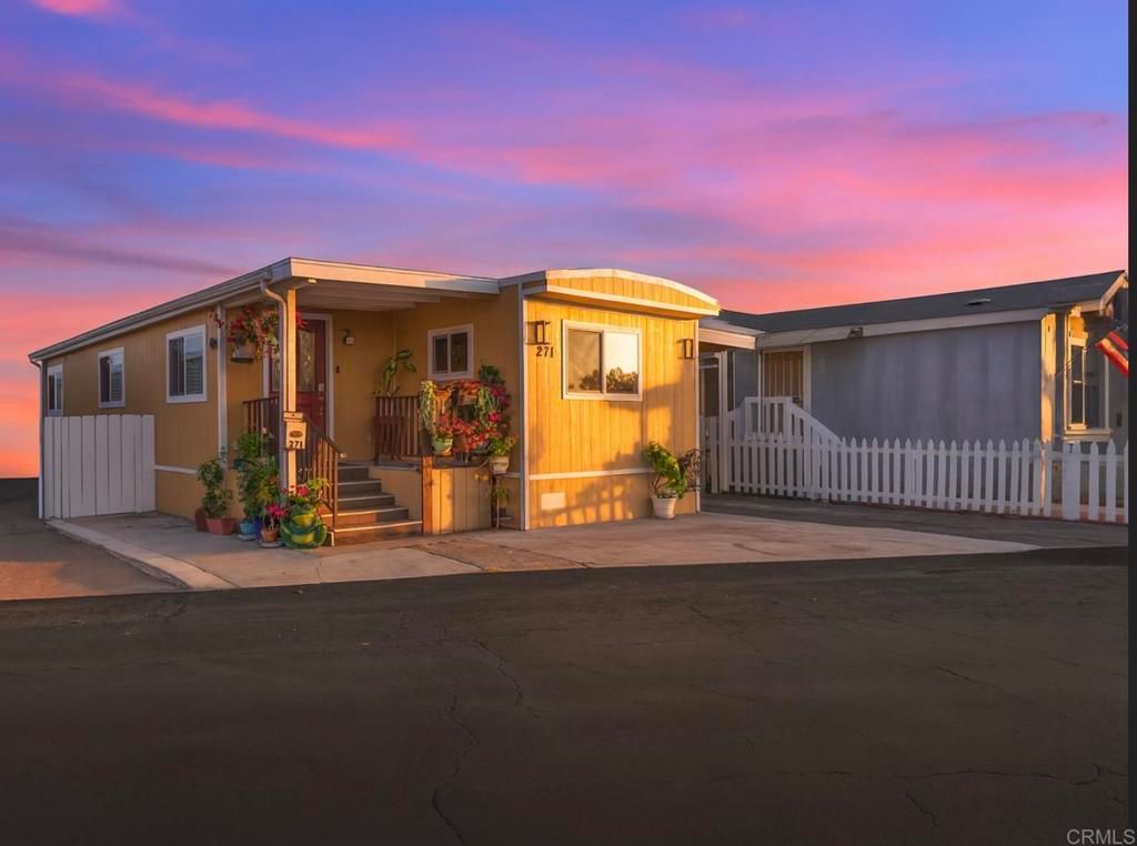 Image 1 of property listing at 6460 Convoy Court SPC 271, San Diego, CA 92117