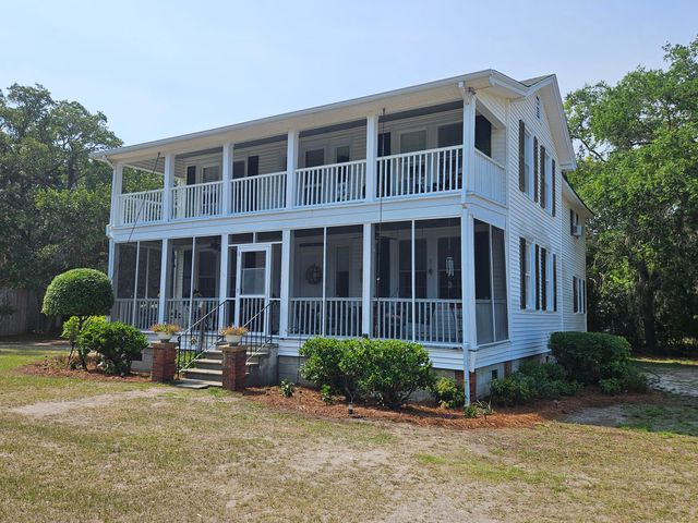 3246 Jenkins Farm Road, Johns Island, SC 29455
