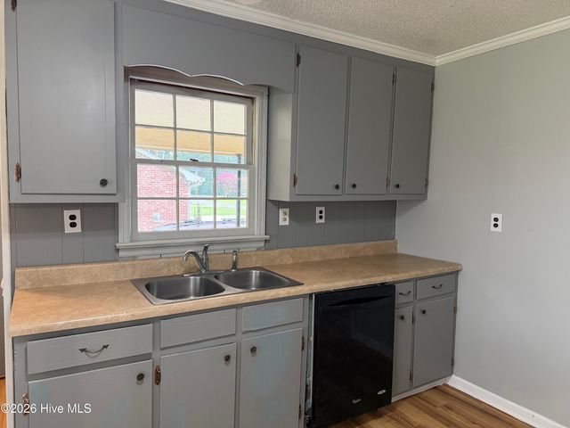 510 W Church Street, Pikeville, NC 27863