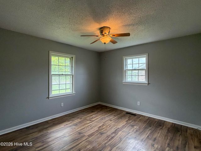 510 W Church Street, Pikeville, NC 27863