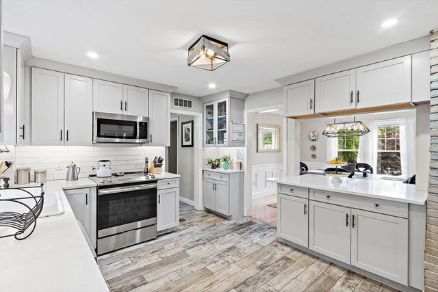 7 Intervale St, Woburn, MA 01801