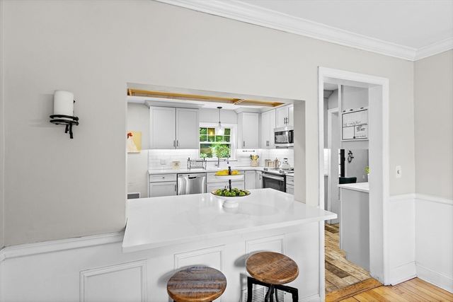 7 Intervale St, Woburn, MA 01801