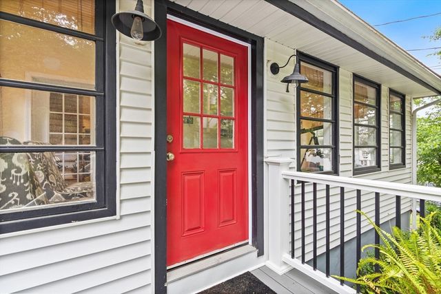 7 Intervale St, Woburn, MA 01801