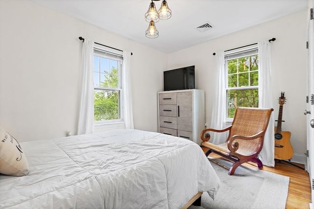 7 Intervale St, Woburn, MA 01801