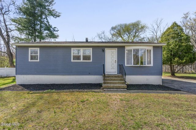 79 S Amherst Avenue, Colonie, NY 12304