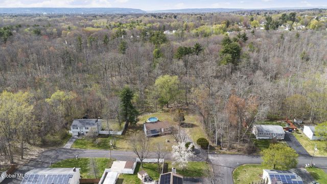 79 S Amherst Avenue, Colonie, NY 12304