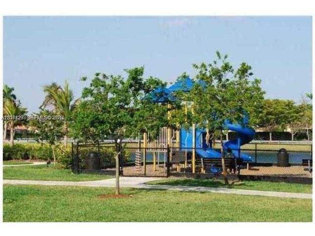 9209 SW 227th Street 4, Cutler Bay, FL 33190