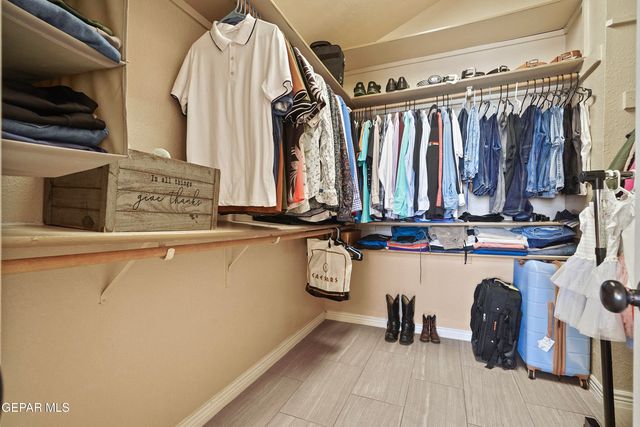 12517 SUN SPIRIT Drive, El Paso, TX 79938