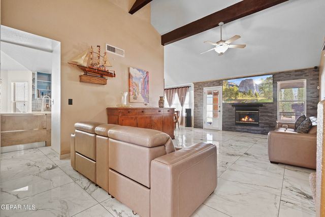 12517 SUN SPIRIT Drive, El Paso, TX 79938