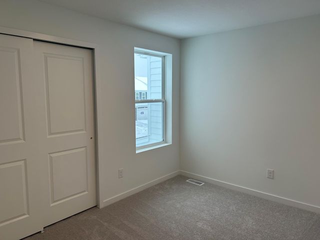 17944 Genoa Drive, Lakeville, MN 55044