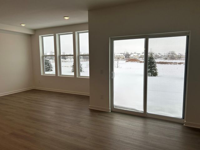 17944 Genoa Drive, Lakeville, MN 55044