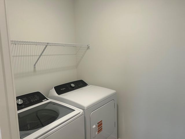 17944 Genoa Drive, Lakeville, MN 55044