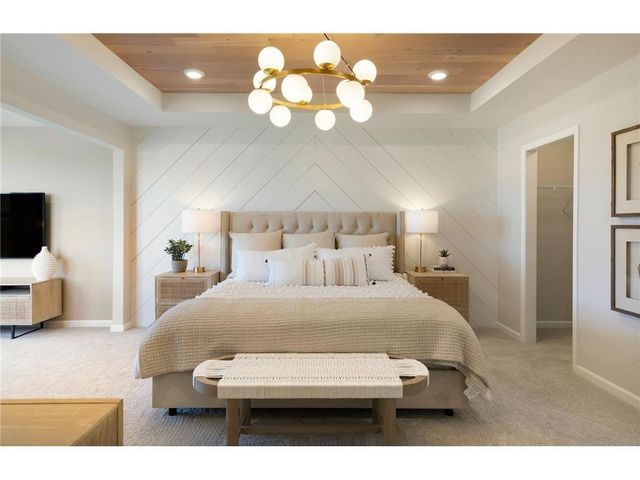 17944 Genoa Drive, Lakeville, MN 55044