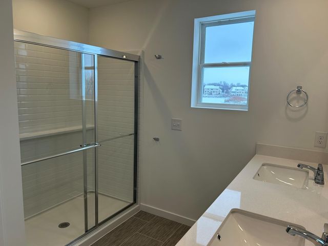 17944 Genoa Drive, Lakeville, MN 55044