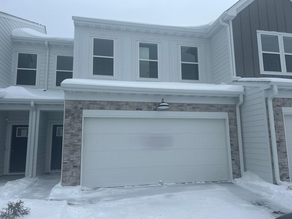 17944 Genoa Drive, Lakeville, MN 55044