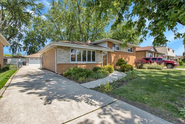 7924 74th Place, Bridgeview, IL 60455