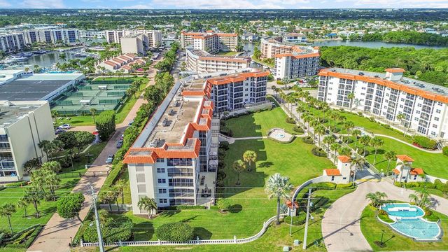 2871 N Ocean Boulevard D302, Boca Raton, FL 33431