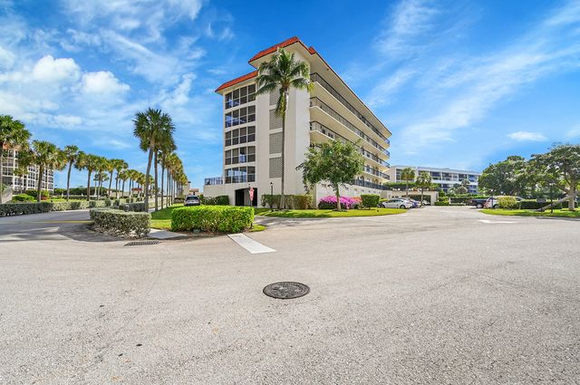 2871 N Ocean Boulevard D302, Boca Raton, FL 33431