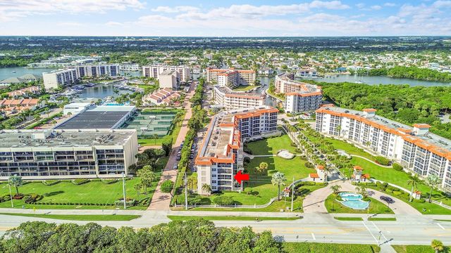 2871 N Ocean Boulevard D302, Boca Raton, FL 33431