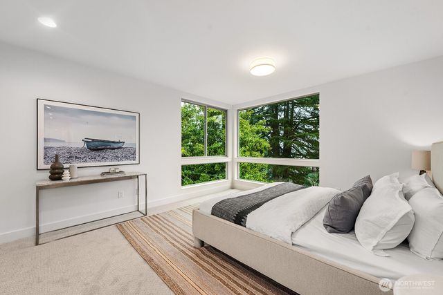 6312 Evanston Avenue N, Seattle, WA 98103