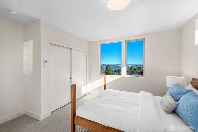 6312 Evanston Avenue N, Seattle, WA 98103