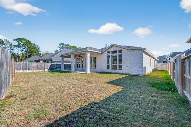 15330 Legacy Park Way, Magnolia, TX 77354