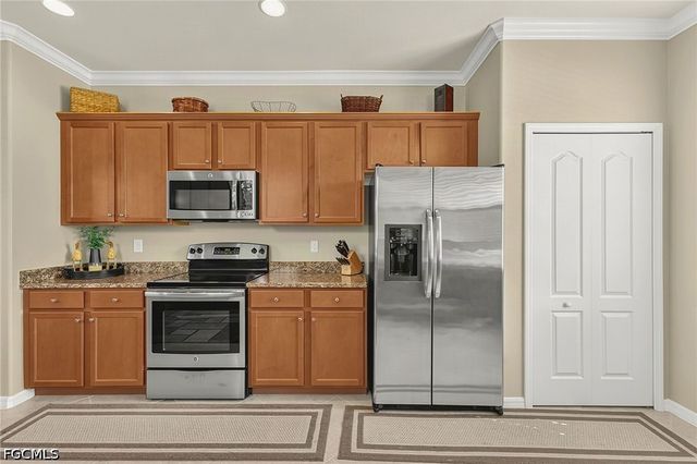 3500 Dandolo CIR, Cape Coral, FL 33909