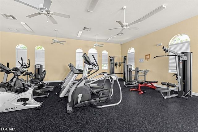 3500 Dandolo CIR, Cape Coral, FL 33909