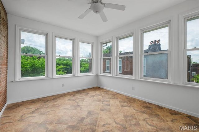 4639 Virginia Avenue, St Louis, MO 63111