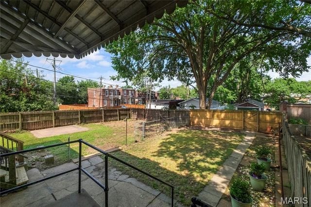 4639 Virginia Avenue, St Louis, MO 63111