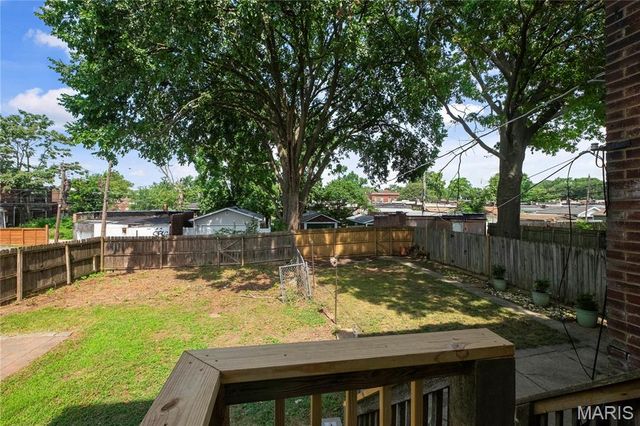 4639 Virginia Avenue, St Louis, MO 63111