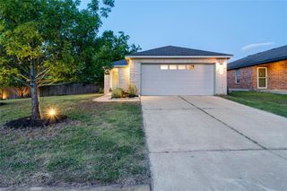 102 Woodley RD, Leander, TX 78641