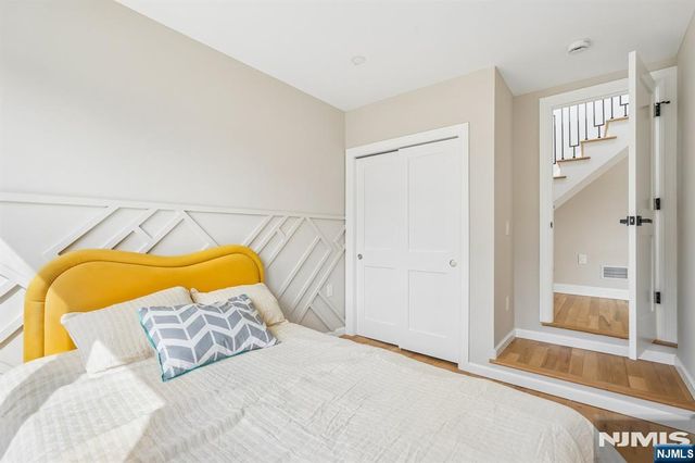 68 N Livingston Avenue, Livingston, NJ 07039