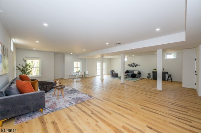 124 Wheatsworth Rd, Hardyston Twp., NJ 07419