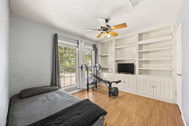 8427 Battleoak Drive, Houston, TX 77040