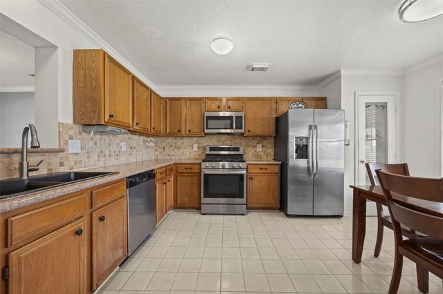 8427 Battleoak Drive, Houston, TX 77040