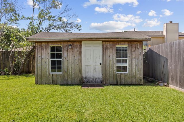 8427 Battleoak Drive, Houston, TX 77040
