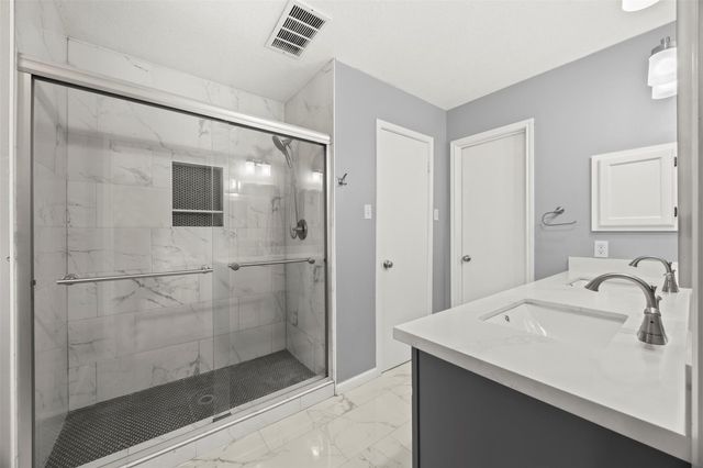8427 Battleoak Drive, Houston, TX 77040