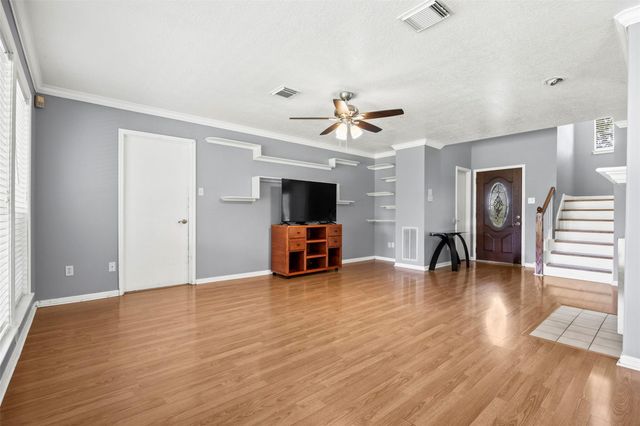 8427 Battleoak Drive, Houston, TX 77040