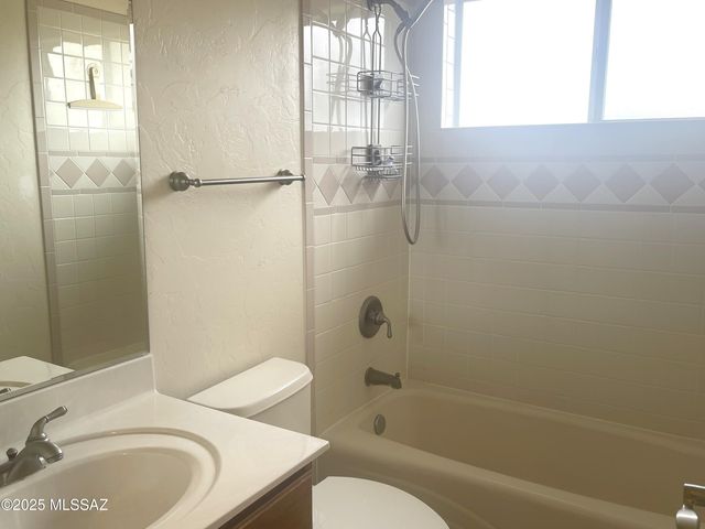 742 Via Vanilla, Rio Rico, AZ 85648